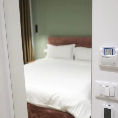 Ξενοδοχείο Claus 5*