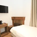 Claus Hotel