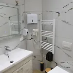 Claus 5* Tirana